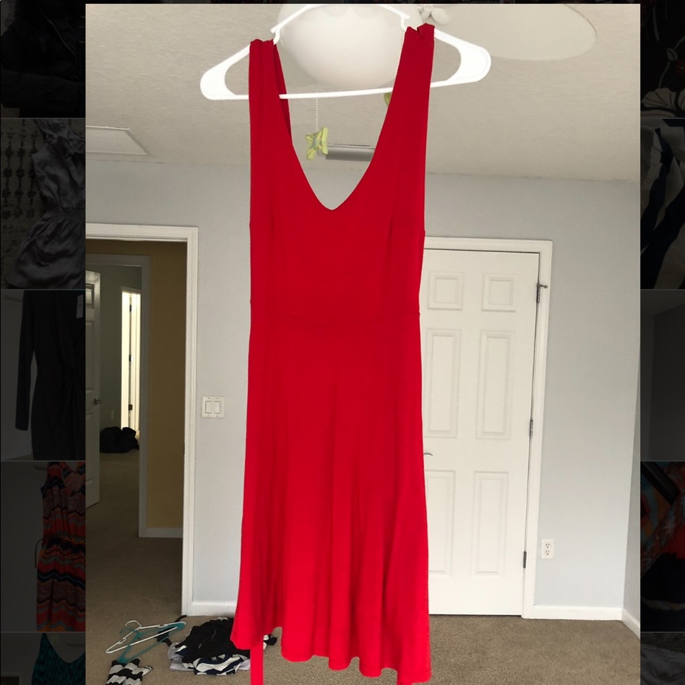 Lulu’s red open back dress